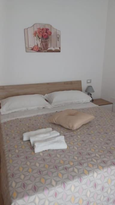 Rosa'S House - Casa Vacanza Vicina Al Mare Вико-Экуенсе Экстерьер фото
